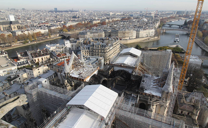 Démontage échafaudage de Notre-Dame